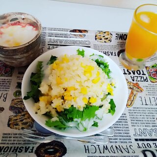 とうもろこし丸ごと炊き込みご飯サラダ丼